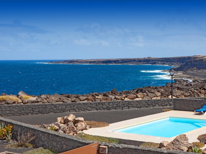 Gardone sea view from end of garden 009